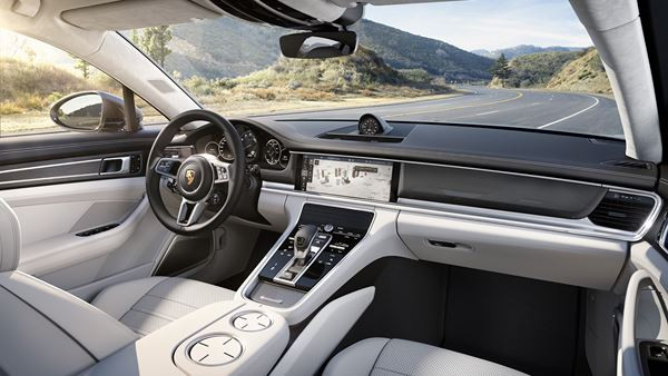 La nouvelle Porsche Panamera conjugue performances, luxe et confort