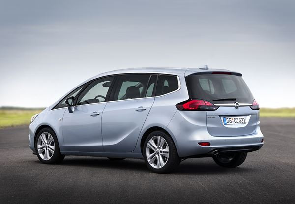 L'Opel Zafira restylé reçoit une calandre plus dynamique