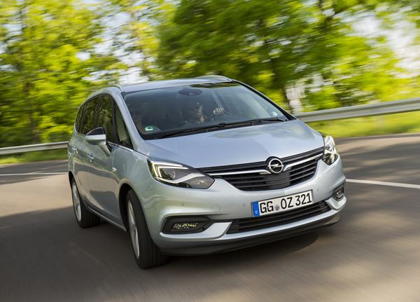 L'Opel Zafira restylé reçoit une calandre plus dynamique