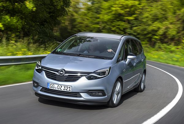 L'Opel Zafira restylé reçoit une calandre plus dynamique