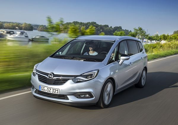 L'Opel Zafira restylé reçoit une calandre plus dynamique