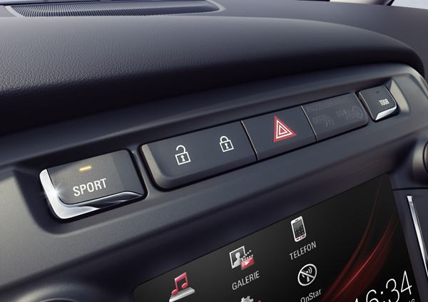 L'Opel Zafira restylé reçoit une calandre plus dynamique