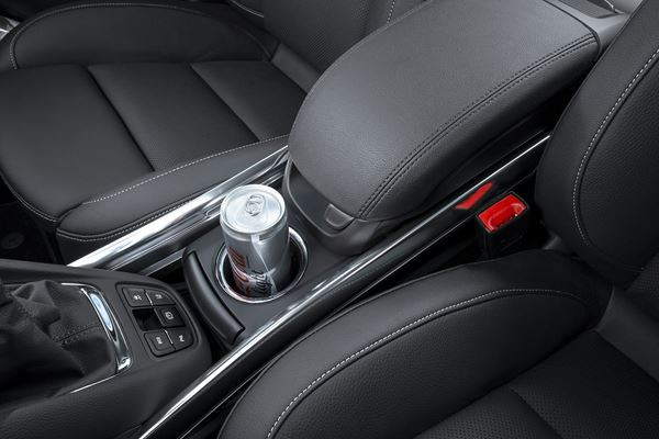 L'Opel Zafira restylé reçoit une calandre plus dynamique