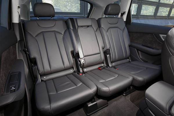 L'Audi Q7 e-tron quattro embarque une motorisation hybride diesel rechargeable