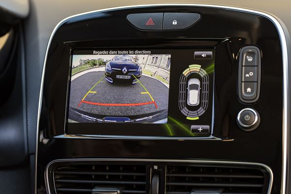 La Renault Clio Estate s'offre un nouveau regard