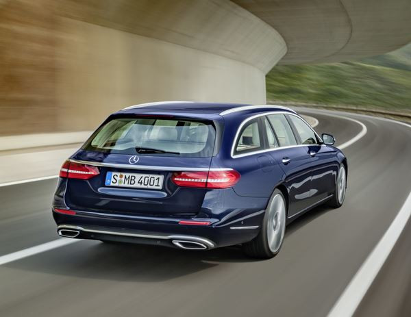 La Mercedes-Benz Classe E Break en approche