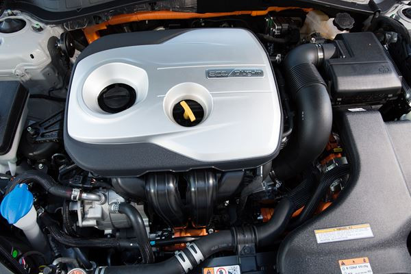 La Kia Optima hybride rechargeable peut parcourir 54 km en mode électrique