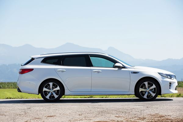 La Kia Optima SW offre un volume de chargement de 552 litres