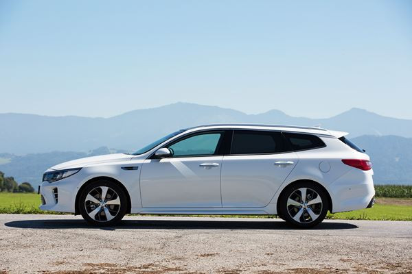 La Kia Optima SW offre un volume de chargement de 552 litres