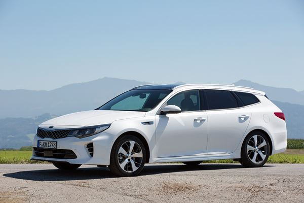 La Kia Optima SW offre un volume de chargement de 552 litres