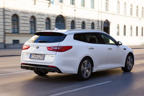 La Kia Optima SW offre un volume de chargement de 552 litres