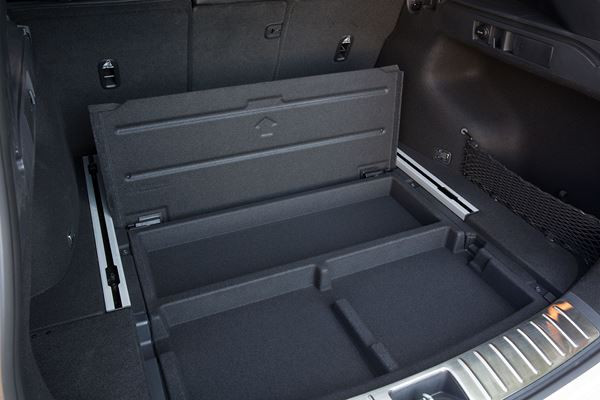 La Kia Optima SW offre un volume de chargement de 552 litres