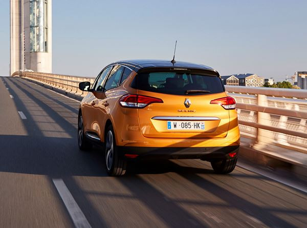 Le Renault Scénic réinterprète le monospace compact