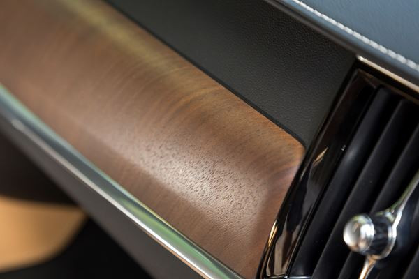 La Volvo S90 fait son entrée dans le club fermé des grandes berlines premium
