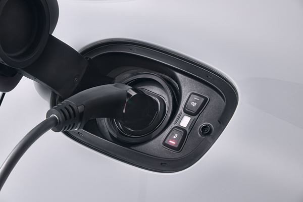 La Porsche Panamera hybride rechargeable reçoit une transmission intégrale