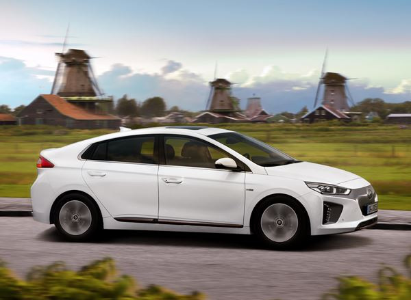 La Hyundai Ioniq Électrique revendique une autonomie de 280 km