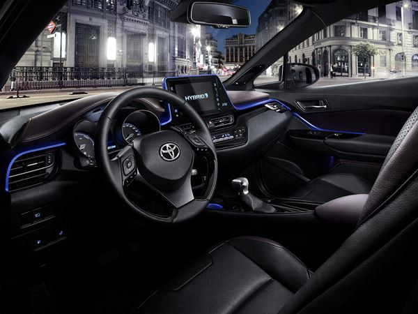 Toyota C-HR: un crossover compact à la silhouette de coupé