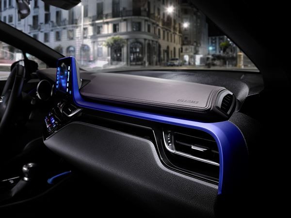 Toyota C-HR: un crossover compact à la silhouette de coupé