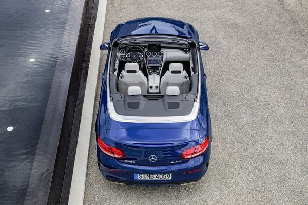 La Mercedes Classe C Cabriolet embarque une capote en tissu