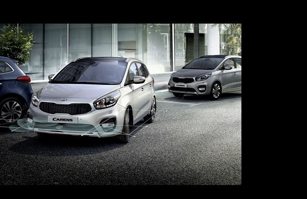 Le monospace Kia Carens bénéficie d'évolutions de design