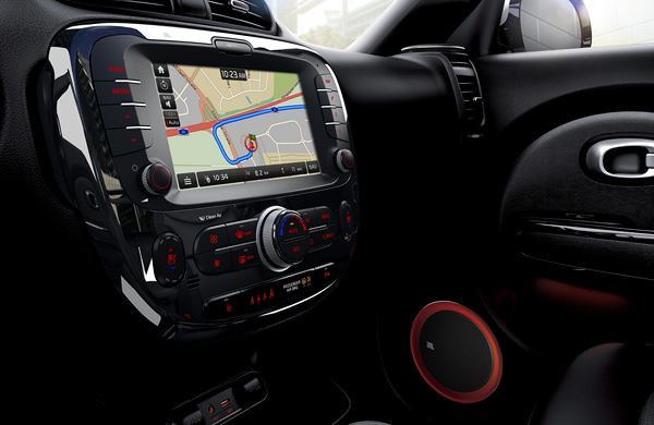 Le Kia Soul affiche des boucliers redessinés avec une plaque de protection métallique