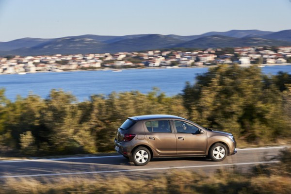 La Dacia Sandero reçoit un design légèrement revisité