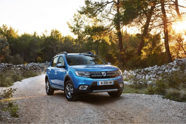 La Dacia Sandero Stepway s'offre une face avant retravaillée