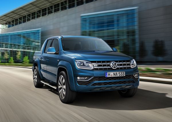 Le pick-up Volkswagen Amarok restylé embarque un six cylindres diesel