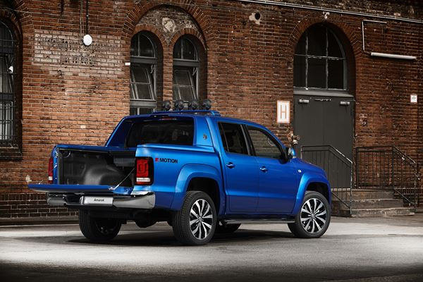 Le pick-up Volkswagen Amarok restylé embarque un six cylindres diesel