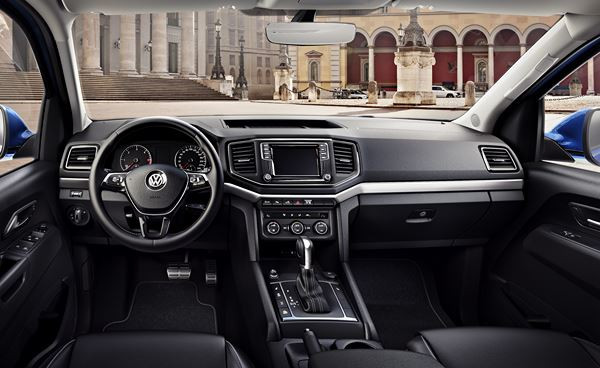 Le pick-up Volkswagen Amarok restylé embarque un six cylindres diesel