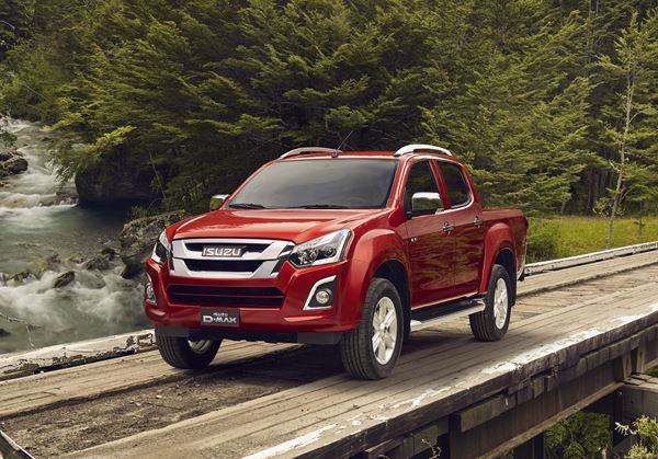 Le pick-up Isuzu D-Max restylé en approche