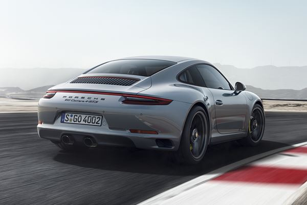 La Porsche 911 se décline en version GTS