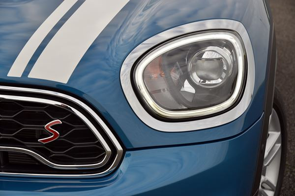 Le Mini Countryman affiche une allure affirmée