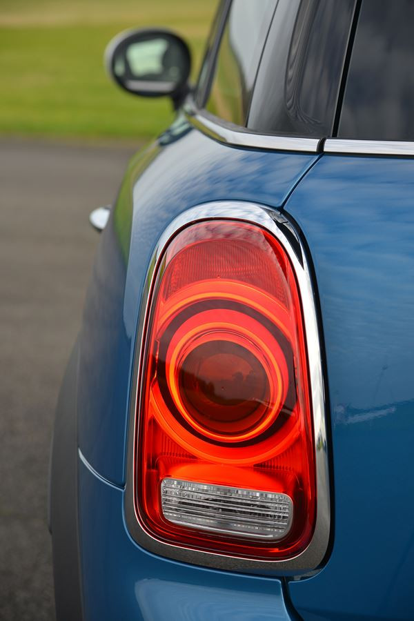 Le Mini Countryman affiche une allure affirmée