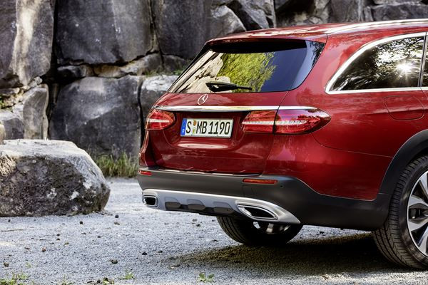 Mercedes Classe E All-Terrain: la Classe E Break en mode tout-terrain