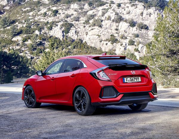 La nouvelle Honda Civic affiche un design sportif résolument agressif