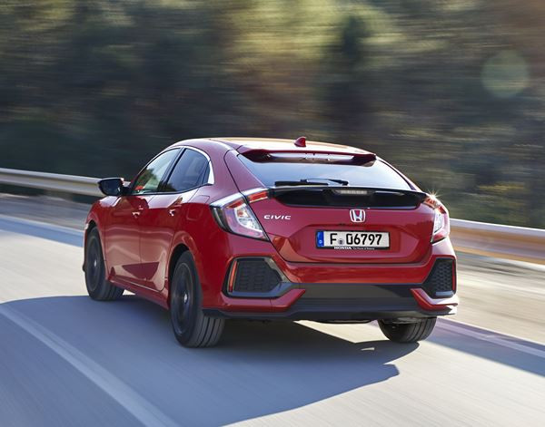 La nouvelle Honda Civic affiche un design sportif résolument agressif