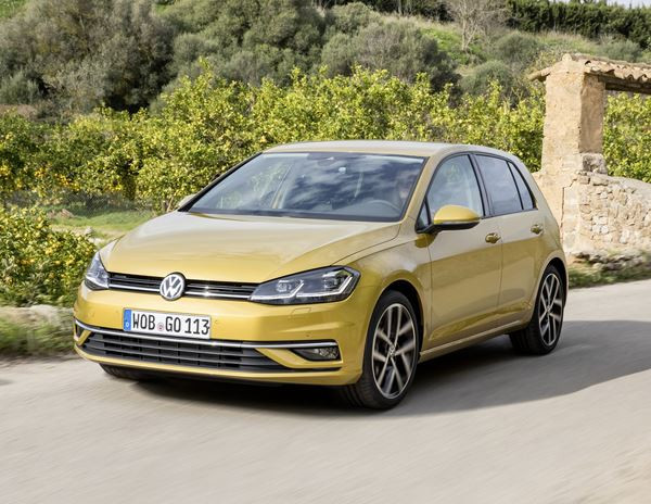 La Volkswagen Golf embarque des systèmes d’aide à la conduite sophistiqués