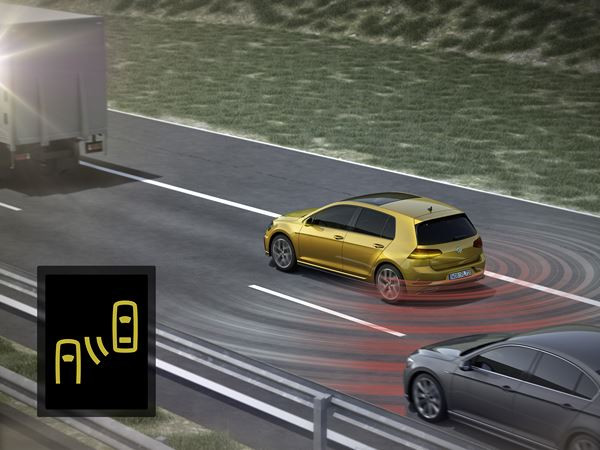 La Volkswagen Golf embarque des systèmes d’aide à la conduite sophistiqués
