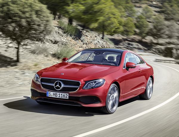 La Mercedes Classe E Coupé adopte un design athlétique expressif