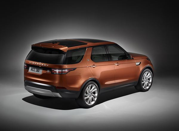 Land Rover Discovery: un grand SUV familial au design extérieur radicalement différent