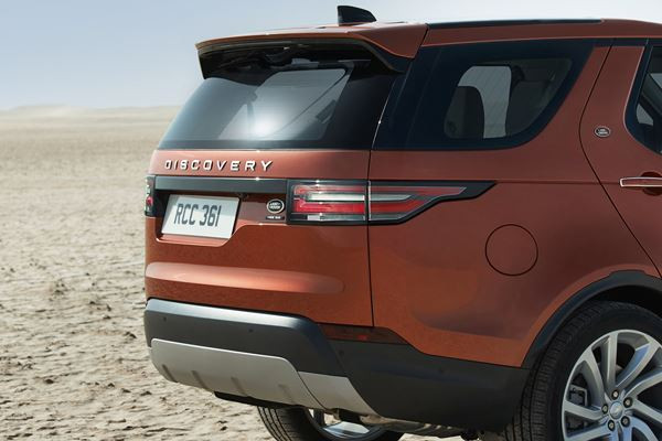 Land Rover Discovery: un grand SUV familial au design extérieur radicalement différent