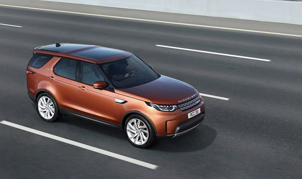 Land Rover Discovery: un grand SUV familial au design extérieur radicalement différent