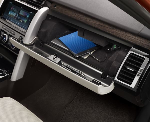 Land Rover Discovery: un grand SUV familial au design extérieur radicalement différent