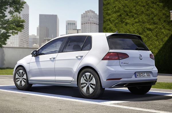 La Volkswagen e-Golf de deuxième génération affiche une autonomie NEDC de 300 km