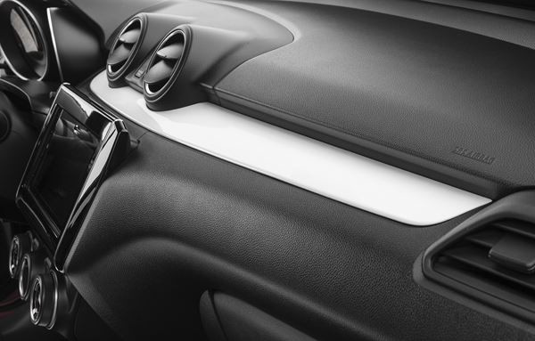 La Suzuki Swift affiche une silhouette musclée et des équipements de sécurité évolués