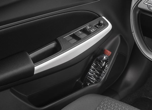 La Suzuki Swift affiche une silhouette musclée et des équipements de sécurité évolués