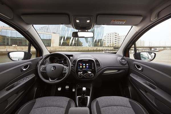 Le crossover urbain Renault Captur affiche un nouveau visage