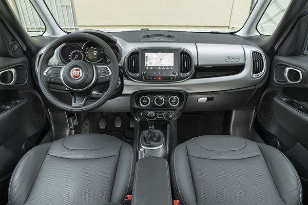 La Fiat 500L s'offre une mise à jour