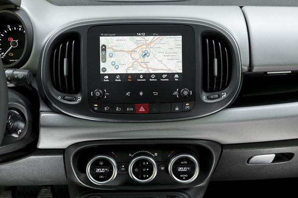 La Fiat 500L s'offre une mise à jour